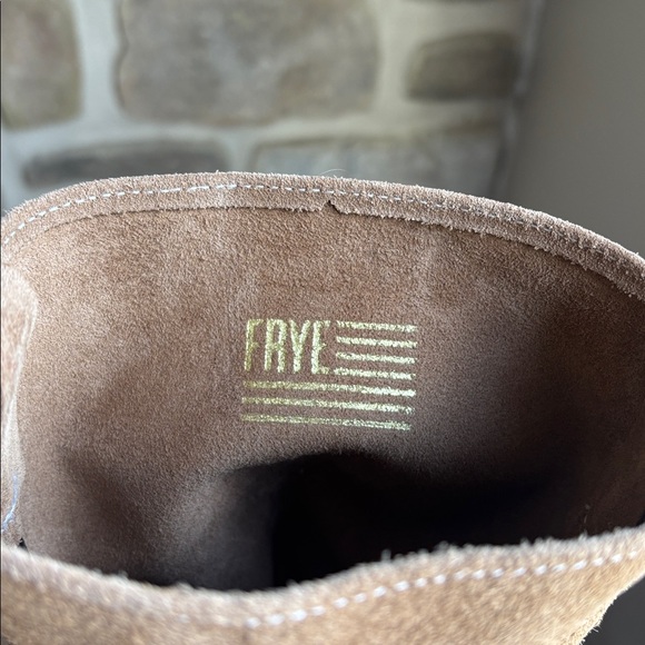 FRYE | Campus 12R Suede Boots - Picture 7 of 8